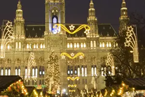 Christkindlmarkt (Christmas Market) and Rathaus (Town Hall) at Rathausplatz at twilight