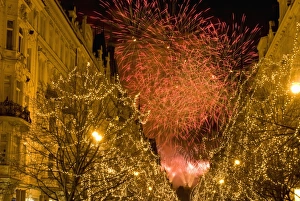 Images Dated 1st January 2008: Christmas lights on trees and 19th century houses along Parizska Street