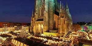Public Square Prints: Christmas market in front of the Cathedral on Munsterplatz