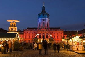 Images Dated 10th December 2007: Christmas market outside the Charlottenburg Palace (Schloss Charlottenburg), Berlin, Germany, Europe