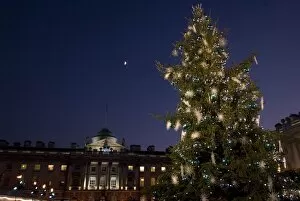 Images Dated 16th December 2007: Christmas at Somerset House, London, England, United Kingdom, Europe