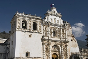 The Church of San Francisco, dating from 1579, Antigua, UNESCO World Heritage Site
