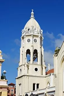 Images Dated 25th December 2010: Church of San Francisco, historical old town, UNESCO World Heritage Site