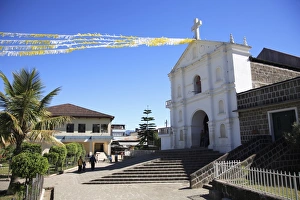 Images Dated 27th November 2007: Church, San Pedro, San Pedro La Laguna, Lake Atitlan, Guatemala, Central America