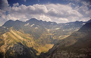 Cirque de Gavarnie from Pic de Tantes, Pyrenees mountains, Haute-Pyrenees