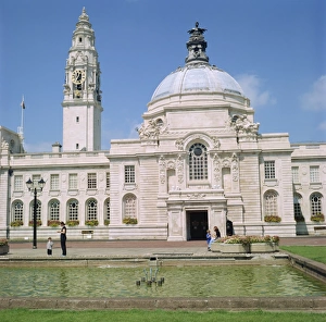 City Hall, Cardiff