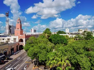 Grande Prints: City Hall, elevated view, Plaza Grande, Merida, Yucatan State, Mexico