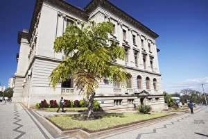 Images Dated 2nd August 2010: City Hall, Maputo, Mozambique, Africa