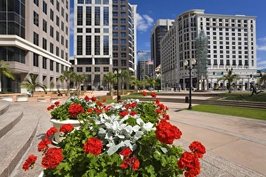 Images Dated 29th March 2007: City Hall Plaza, Orlando, Florida, United States of America, North America