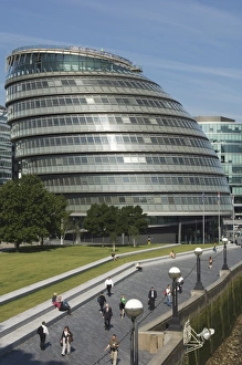 South Bank Prints: City Hall on the South Bank of the River Thames, London, England, United Kingdom, Europe