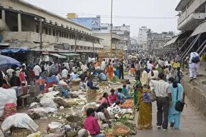 Images Dated 15th December 2007: City market, Bangaluru (Bangalore), Karnataka, India, Asia