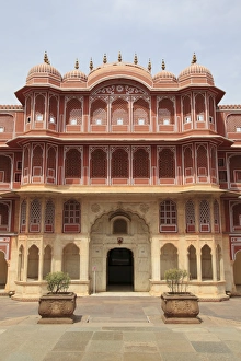 Images Dated 8th April 2010: City Palace, Jaipur, Rajasthan, India, Asia