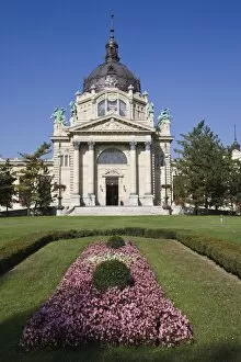 City Park and entrance to Szechenyi Baths, Budapest, Hungary, Europe