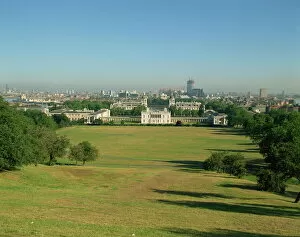 Images Dated 26th January 2000: City skyline from Greenwich Park, London, England, United Kingdom, Europe