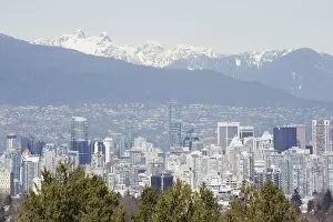 City skyline and mountains, Vancouver, British Columbia, Canada, North America