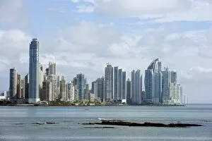 Images Dated 25th December 2010: City skyline, Panama City, Panama, Central America