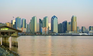 Images Dated 13th February 2009: City skyline, San Diego, California, United States of America, North America