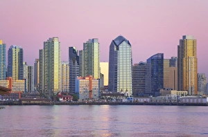 Images Dated 13th February 2009: City skyline, San Diego, California, United States of America, North America