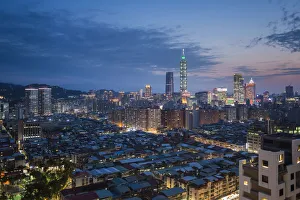 City skyline and Taipei 101 building, Taipei, Taiwan, Asia