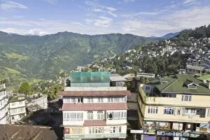 Images Dated 6th October 2008: City view, Gangtok, Sikkim, India, Asia
