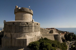 Images Dated 11th August 2008: The city wall of Dubrovnik, Croatia, Europe