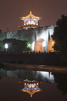 Images Dated 10th January 2000: City wall and watch tower reflected in water, built during the first reign of Hongwu the first emperor of the Ming dynasty