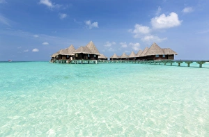 Turquoise Prints: Clear sea, blue sky and over-water villas, Coco Palm Resort, Dhuni Kolhu, Baa Atoll