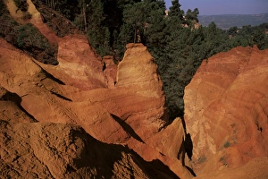 Ochre Prints: Cliffs where ochre was once mined, Roussillon, Vaucluse, Provence, France, Europe
