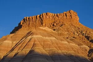 Images Dated 19th November 2007: Cliffs at sunset, Paria Movie Set, Grand Staircase-Escalante National Monument