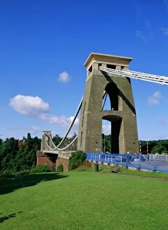 Suspension Collection: Clifton Suspension Bridge, built by Brunel across the Avon gorge, Bristol