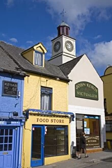 Images Dated 3rd August 2006: Clock Tower, Carrick-on-Suir Town, County Tipperary, Munster, Republic of Ireland, Europe