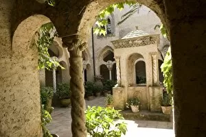 Cloister at Villa Cimbrone, Ravello, Campania, Italy, Europe