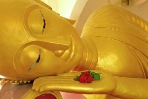 Images Dated 4th August 2008: Close up of the head of a reclining Buddha statue