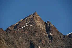 Hiking Trails Prints: Close up of the rugged summit of Dufourspitze