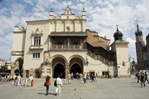 Cloth Hall, Market Square, (Rynek Glowny) Old Town, UNESCO World Heritage Site