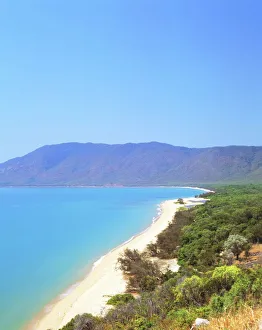 The coast between Cairns and Port Douglas on the Cook Highway, Queensland, Australia The coast between Cairns and Port Douglas on the Cook Highway, Queensland, Australia