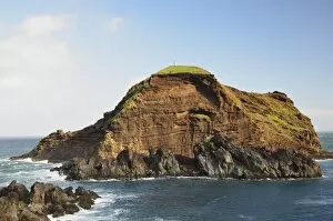 Images Dated 20th December 2010: Coast at Porto Moniz and Ilheu Mole, Madeira, Portugal, Atlantic Ocean, Europe