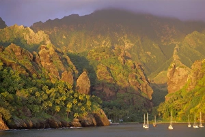 Polynesia Prints: Coastal scenery and boats