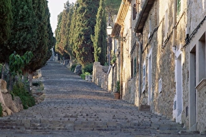 Step Prints: Cobbled steps leading to the calvary