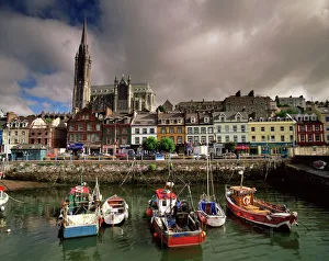 Republic Of Ireland Gallery: Cobh harbour and St