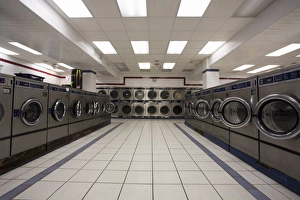 Images Dated 18th January 2008: Coin Laundry