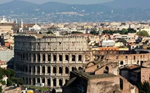 Skyline Gallery: The Colloseum, Ancient Rome, UNESCO World Heritage Site, Rome, Lazio, Italy, Europe