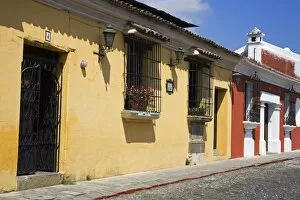 Images Dated 27th February 2008: Colonial architecture, Antigua City, Guatemala, Central America