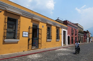 Images Dated 25th March 2009: Colonial buildings, Antigua, Guatemala, Central America