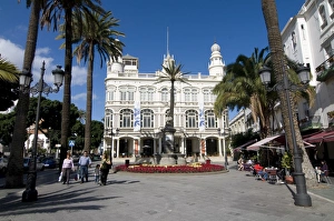 Images Dated 28th December 2008: Colonial buildings in Las Palmas, Gran Canaria, Canary Islands, Spain, Europe