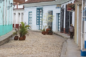 Colonial houses on cobbled street, Sancti Spiritus, Sancti Spiritus Province, Cuba