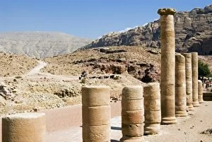 Colonnaded Street, Petra, UNESCO World Heritage Site, Jordan, Middle East