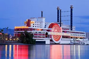 Images Dated 11th March 2010: Colorado Belle Casino on the Colorado River, Laughlin City, Nevada, United States of America