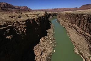 Images Dated 15th April 2010: The Colorado River winds through the sheer cliffs of Marble Canyon, south of the Grand Canyon