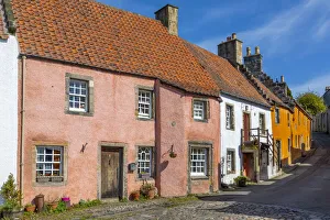 Fife Prints: Colourful houses, Culross, Fife, Scotland, United Kingdom, Europe